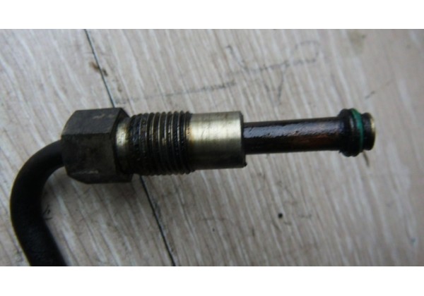 Трубка подачі масла в турбіну 1.5DCI RENAULT KANGOO 97-07, CLIO II,8200086359